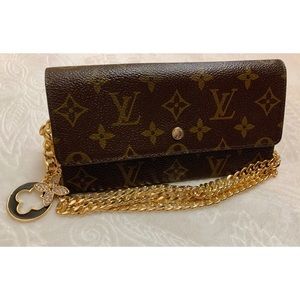 🚫‼️SOLD‼️🚫Louis Vuitton Monogram Sarah Wallet
